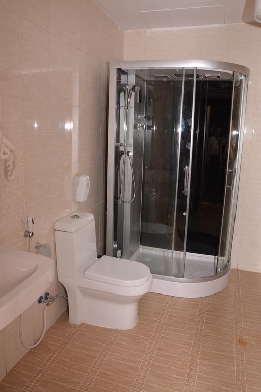 Janadriyah Suites 13 Nadinah Εξωτερικό φωτογραφία