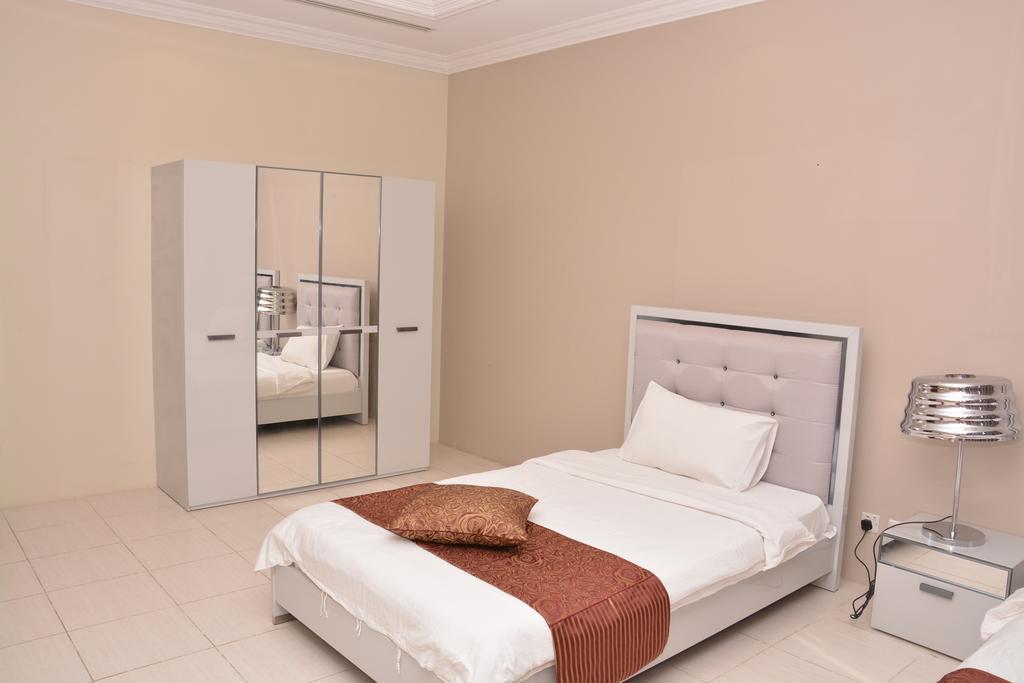 Janadriyah Suites 13 Nadinah Εξωτερικό φωτογραφία