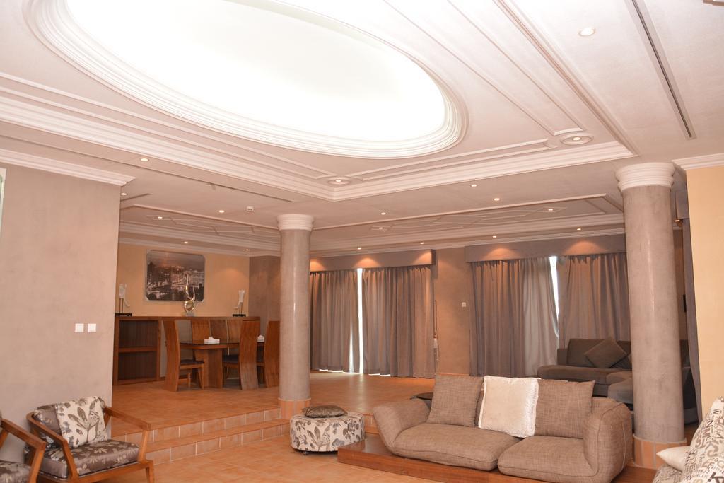 Janadriyah Suites 13 Nadinah Εξωτερικό φωτογραφία